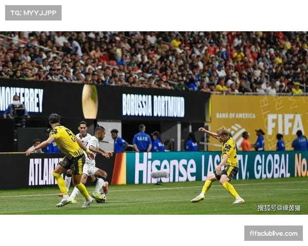 多特蒙德客战汉堡补时遭绝平积分榜位居第三